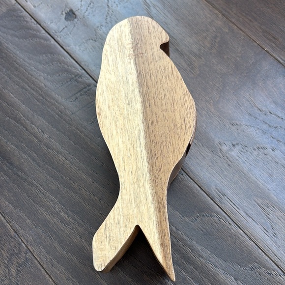 Handmade multi wood carved parrot puzzle box,secret velvet lined compartment - Picture 10 of 10